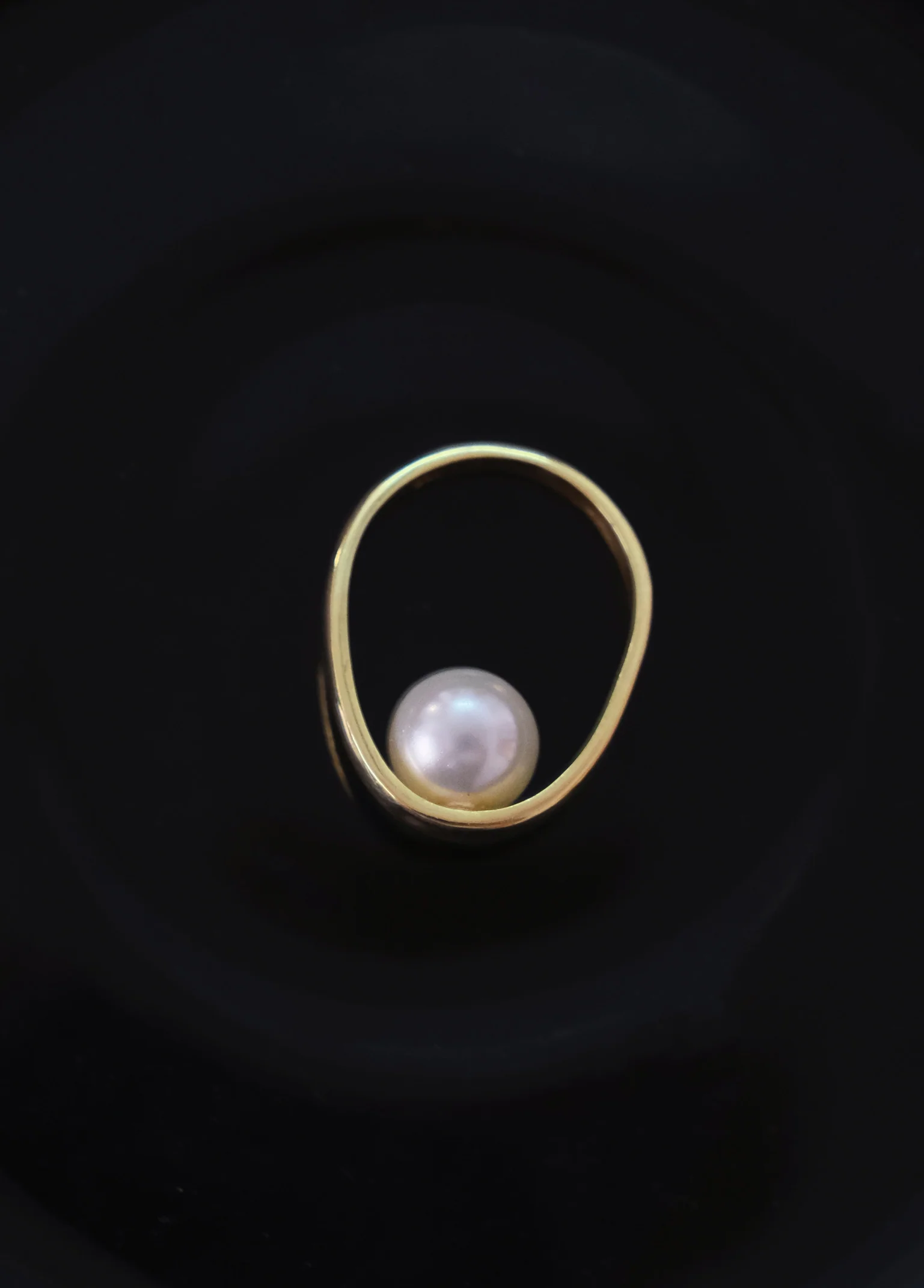 Inside Pearl Ring - Image 6