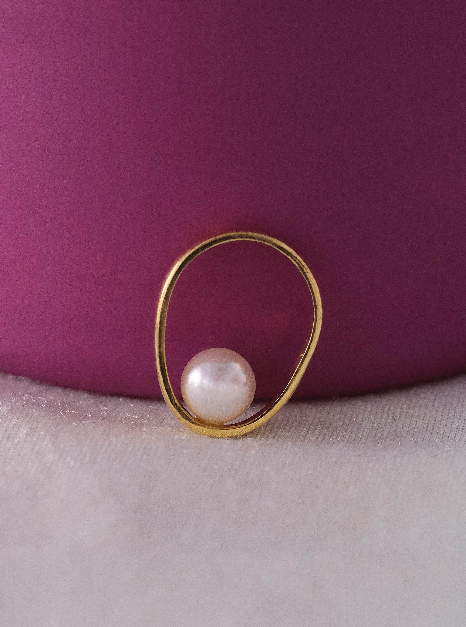 Inside Pearl Ring - Image 7