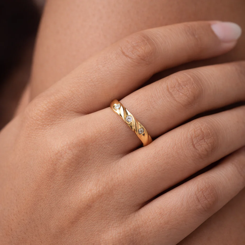 Swirl Diamond Ring - Image 3
