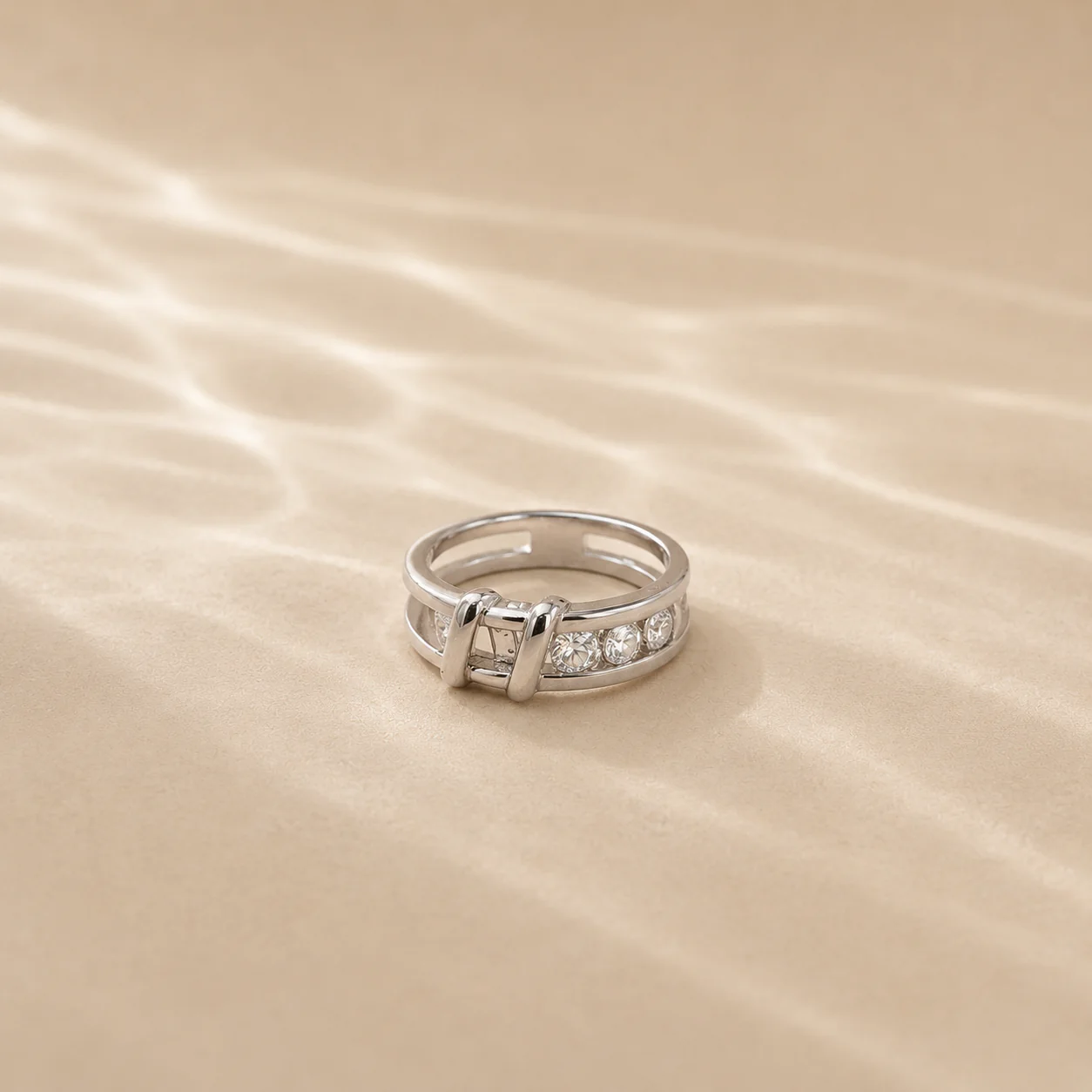 Trinity Lumière Ring - Image 3