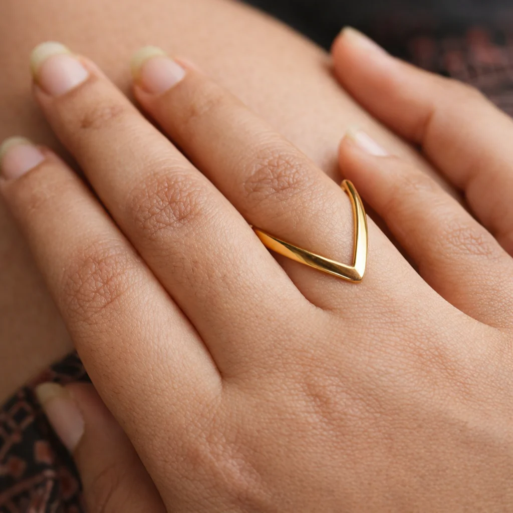 V Shaped Ring