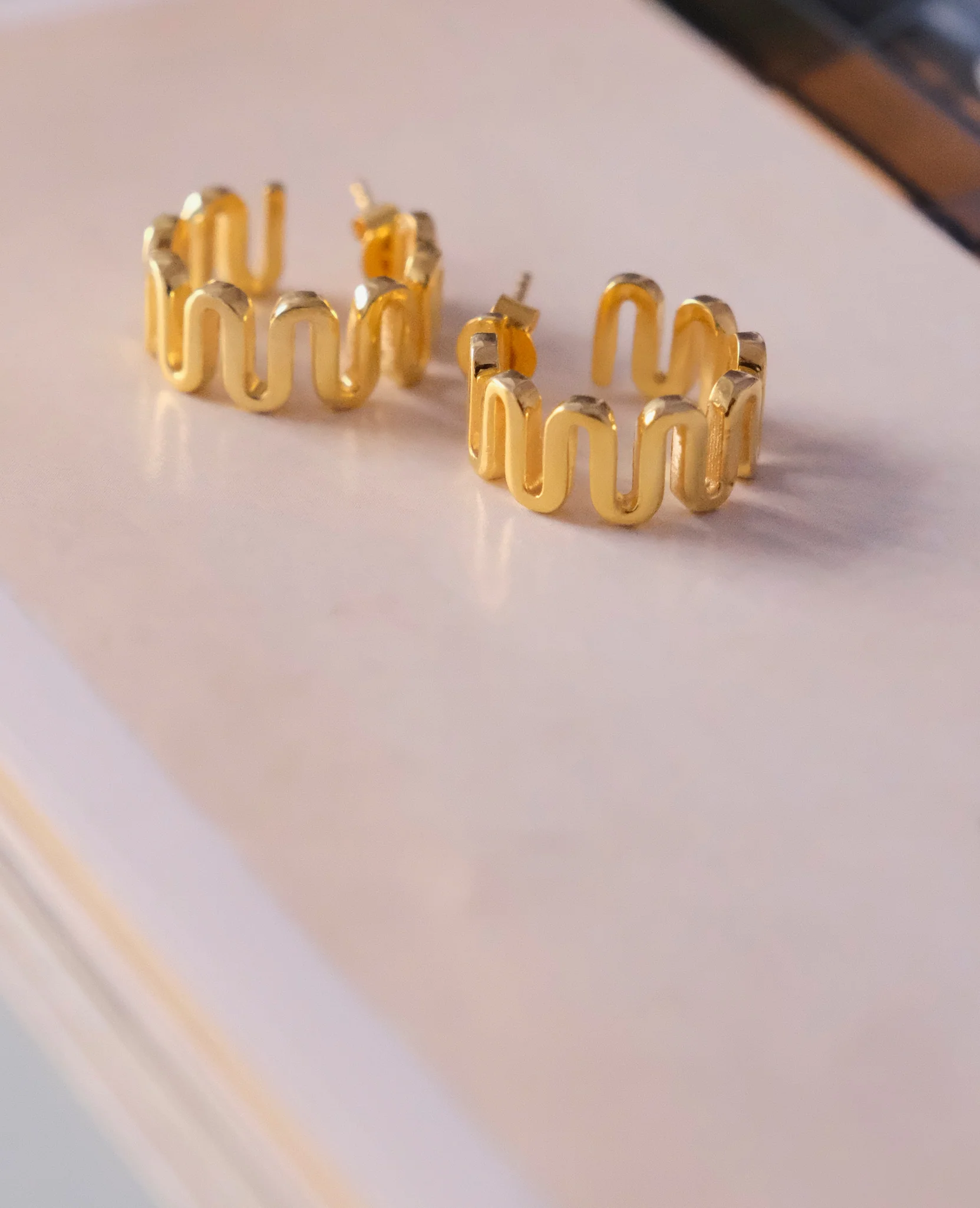 Wavy Hoops - Image 4